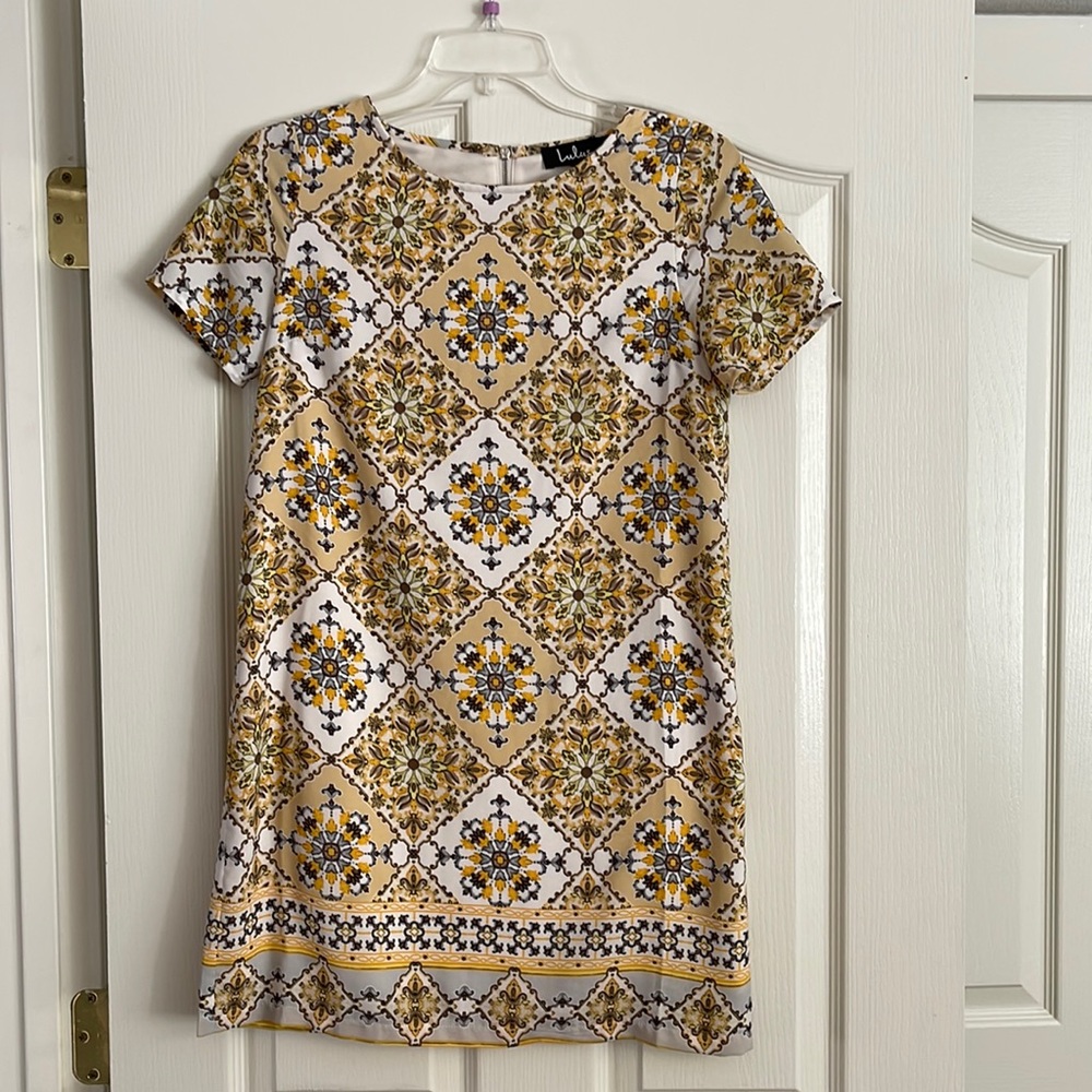 Lulus yellow print Dress